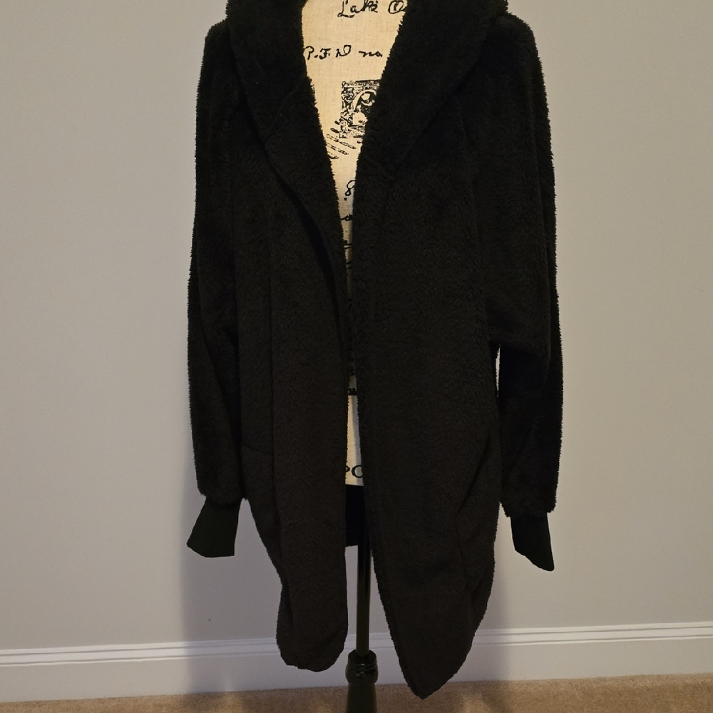 Women's Black Fleece Jacket